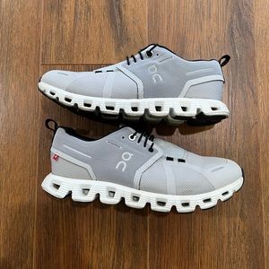 ON RUNNING Cloud 5 Waterproof